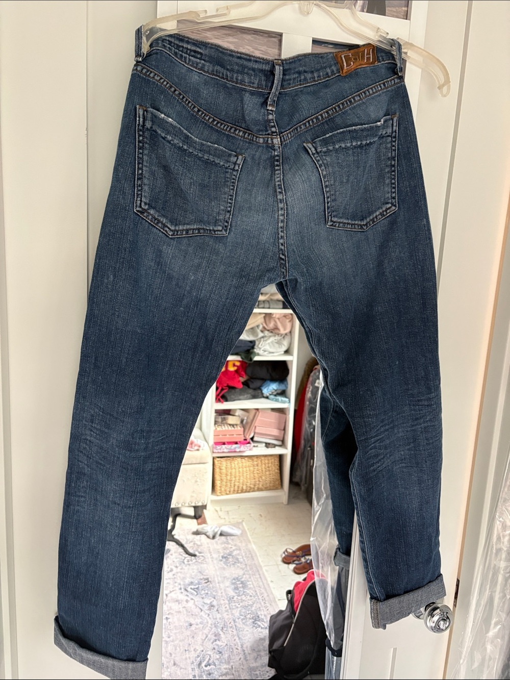 Citizens of humanity Dylan  boyfriend jeans. Dark Wash Straight-Leg Jeans - Picture 2 of 3